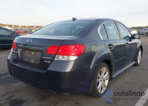2013 Subaru Legacy 2.5I Limited z USA, uszkodzony, nr VIN 4S3BMBK64D3024557